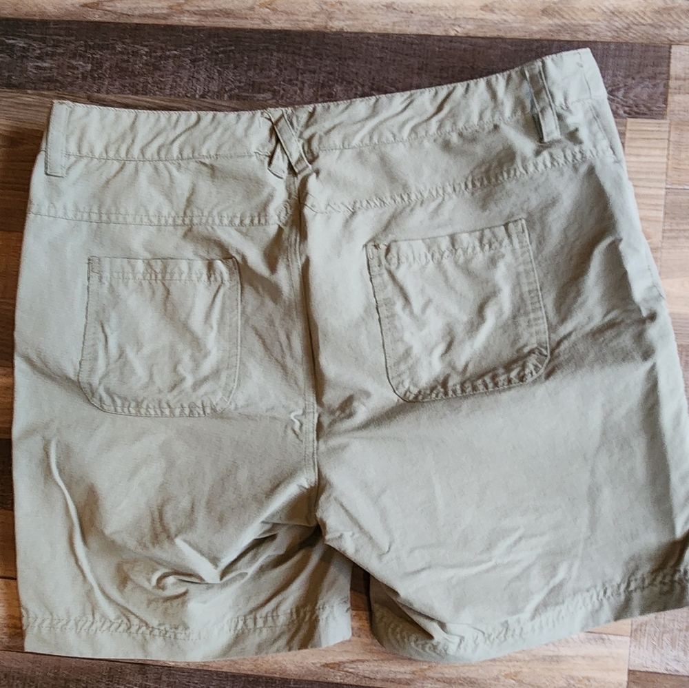 Pulse Shorts - Large - Picture 6 of 7
